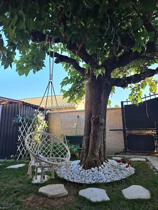 Апартаменты Maison Avec Jardin Proche Gare Belleville-en-Beaujolais Франция